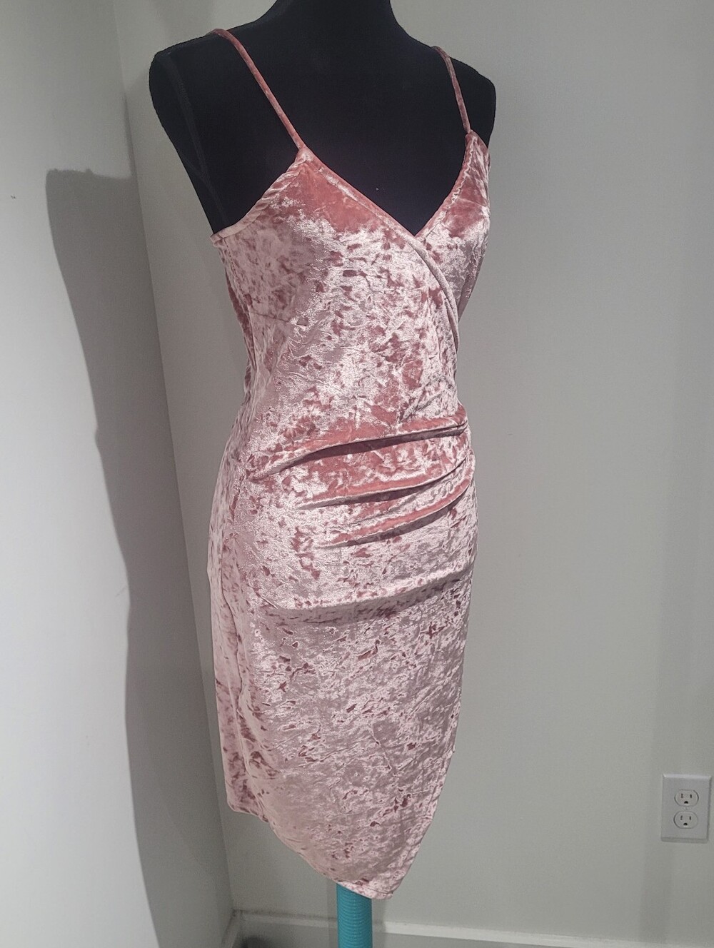 Revamped Women's Pink Crushed Velvet Ruched Slip Dress Medium Y2K Barbiecore - Picture 2 of 9